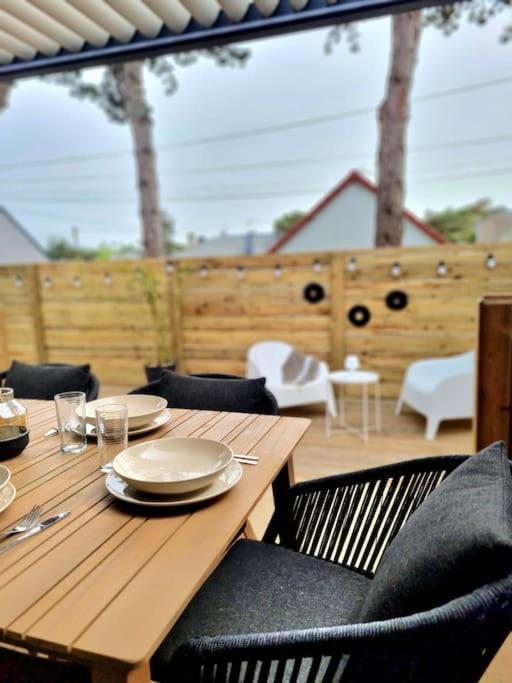 Hébergement de vacances Pour 6 Personnes Avec Piscine Couverte Et Chauffee A 300 M De La Avec Wi-fi Et Climatise , 3