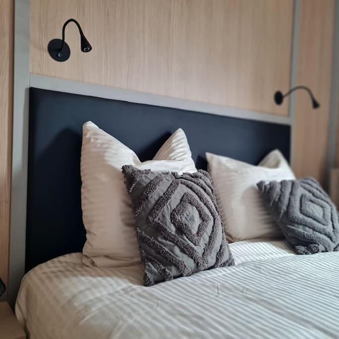 Hébergement de vacances Pour 6 Personnes Avec Piscine Couverte Et Chauffee A 300 M De La Avec Wi-fi Et Climatise , 3